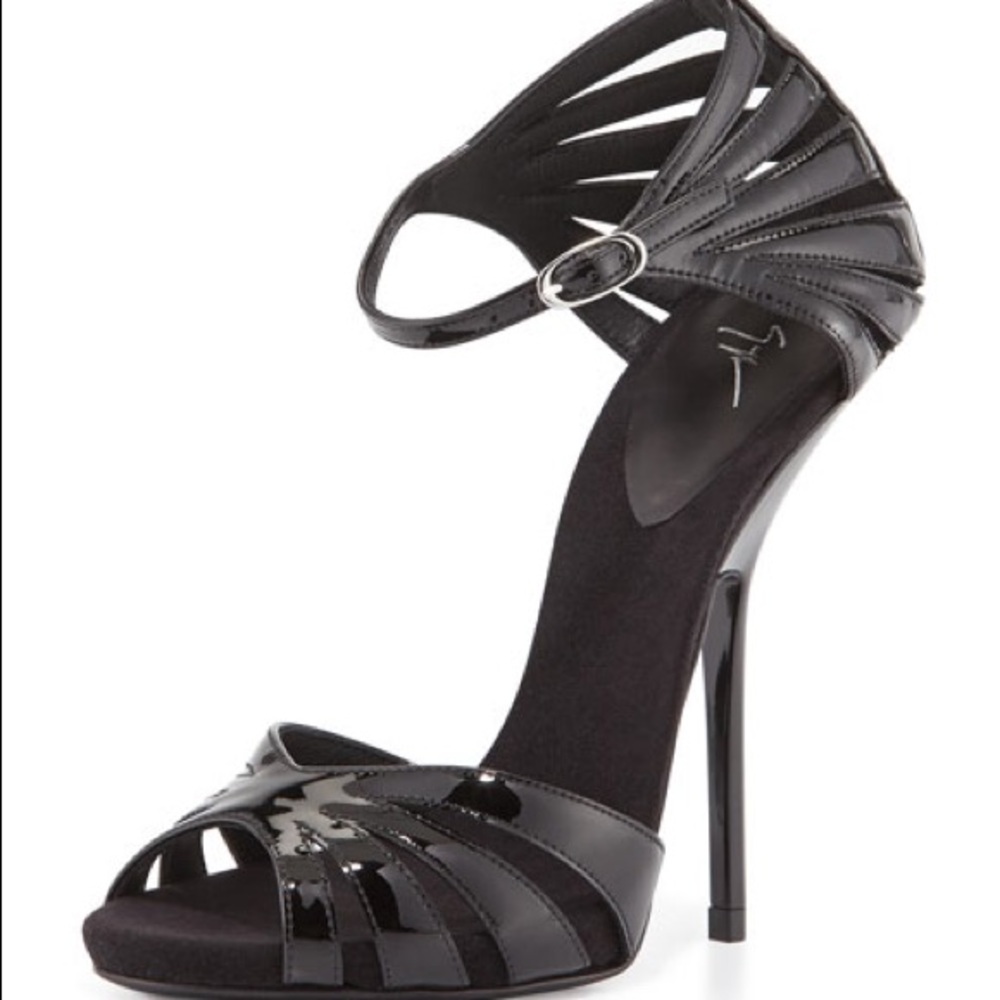 Giuseppe Zanotti Patent Leather Black Heels